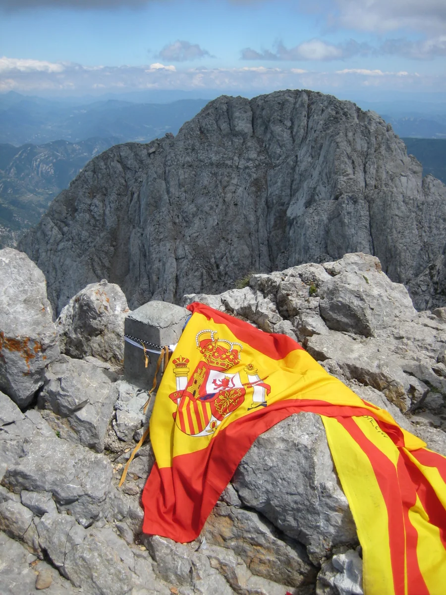 Cima del Pedraforca (Pollegó Superior, 2.506 m), techo del macizo